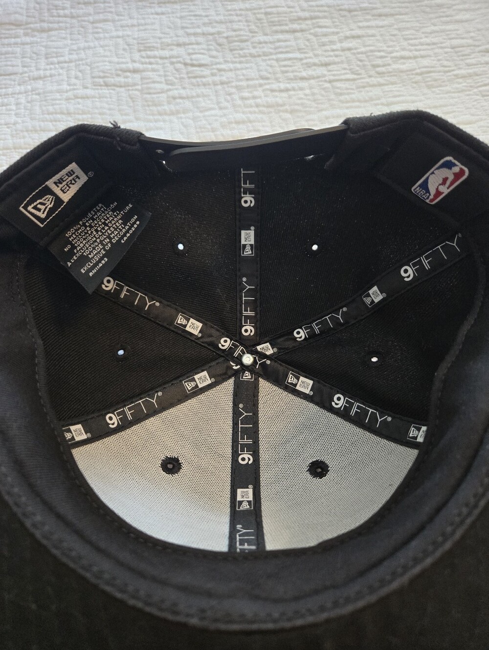 New Era 9 Fifty Dallas Mavericks Black & White Snapback Hat - Picture 4 of 5
